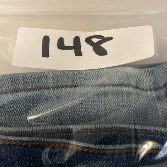 J Brand Alana High Rise Crop Skinny Jeans Size 29 - Picture 9 of 9